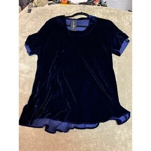 Kate Beck Velvet Top Short Sleeve T-Shirt Women’s Size 2